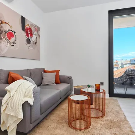 & Me With Garage Parking Appartamento *