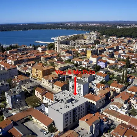 & Me With Garage Parking Appartamento