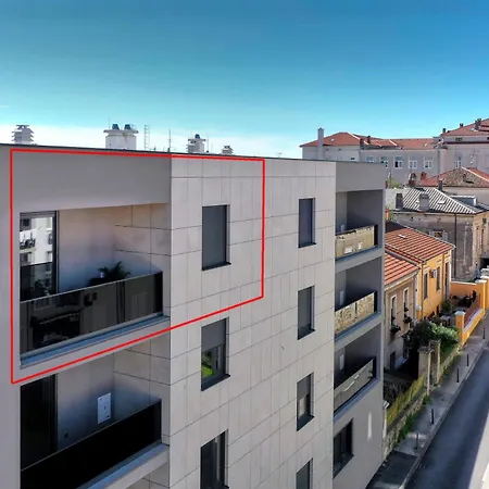 & Me With Garage Parking Appartement Pula