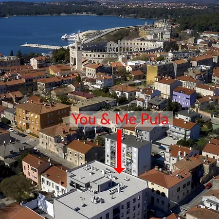 & Me With Garage Parking Pula